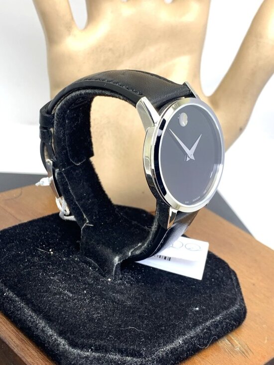 Movado Women\'s Watch 0607583 Museum Swiss Quartz Silver Case Black Dial Leather main image 4